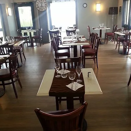 Hôtel Inn Design Resto Novo Châteaubriant Hotel 2*