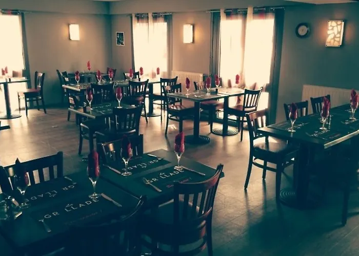 Szálloda Design & Restaurant 2*